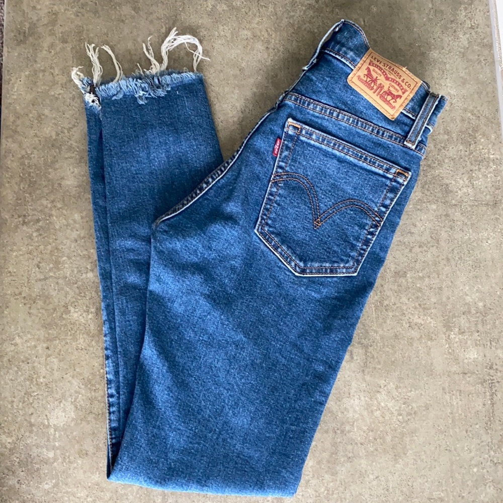 Levi’s Wedgie Jeans